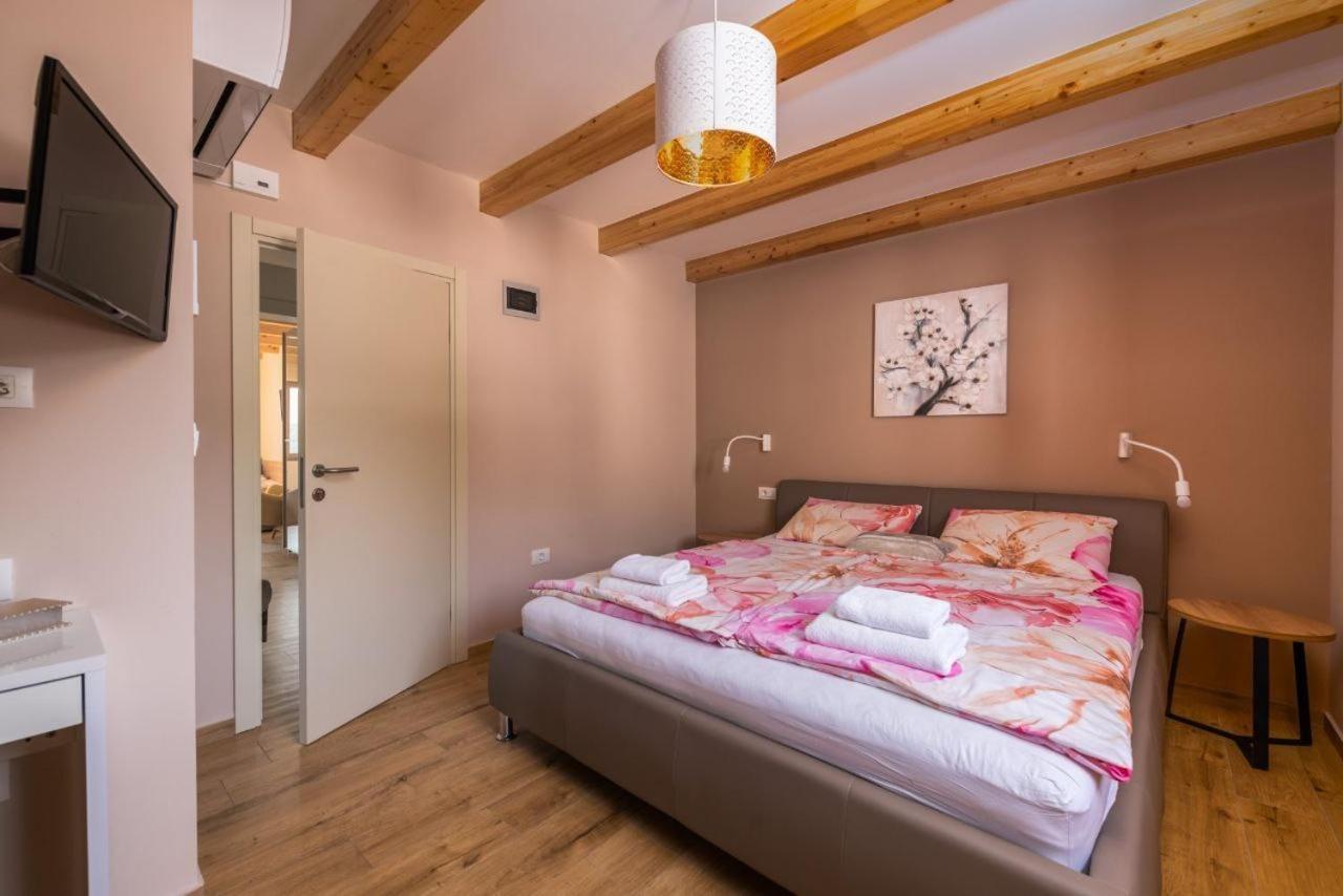 Villa Porto Krnica Eksteriør bilde